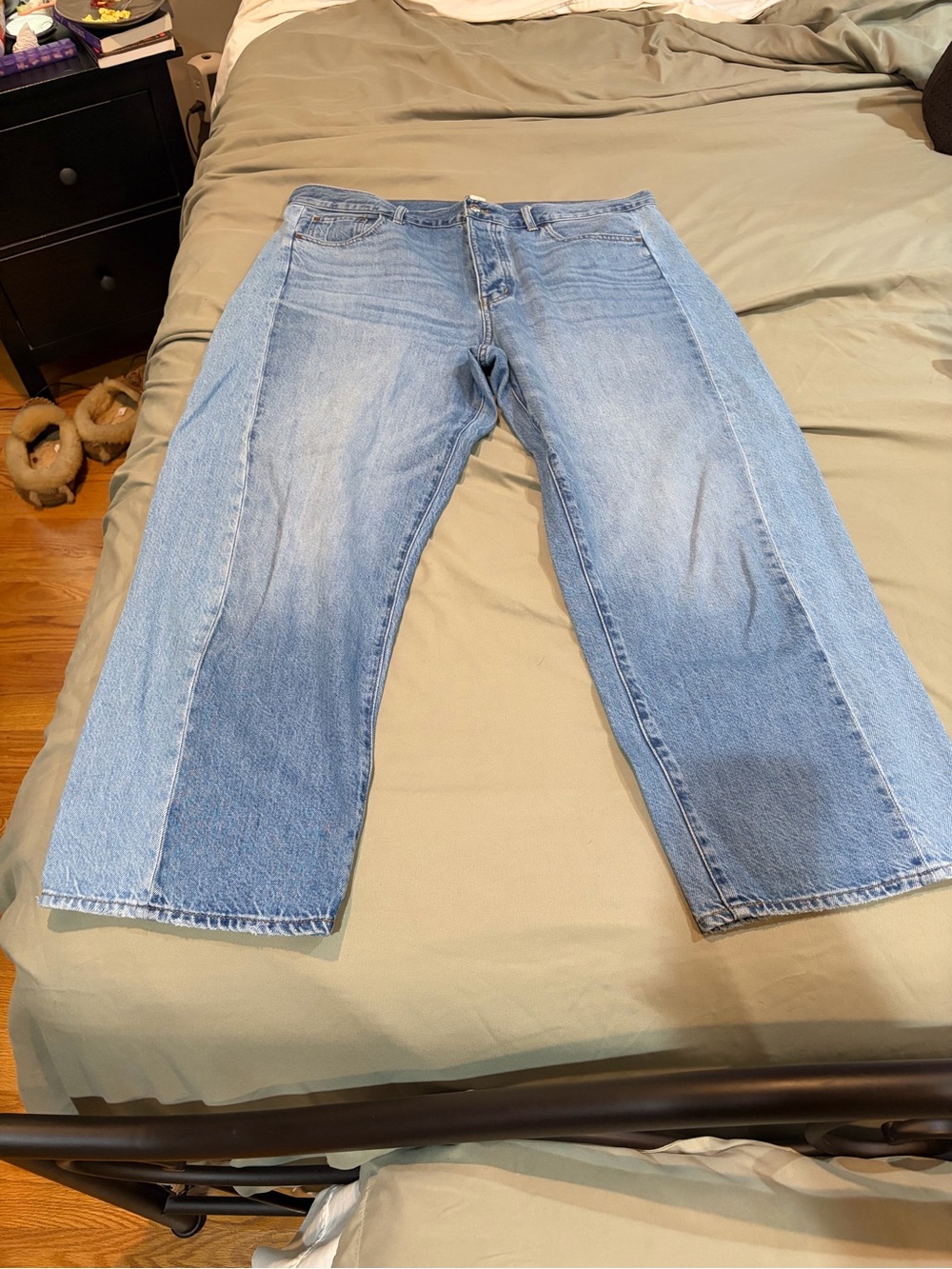 Madewell Two-Tone Pieced Barrel Jeans